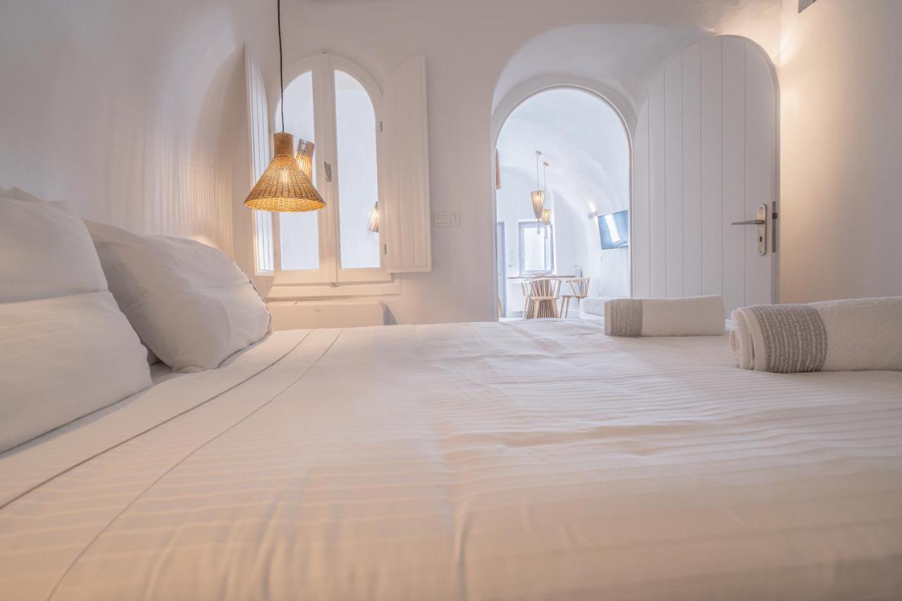 Eternity Suites Santorini Fira  Exterior photo